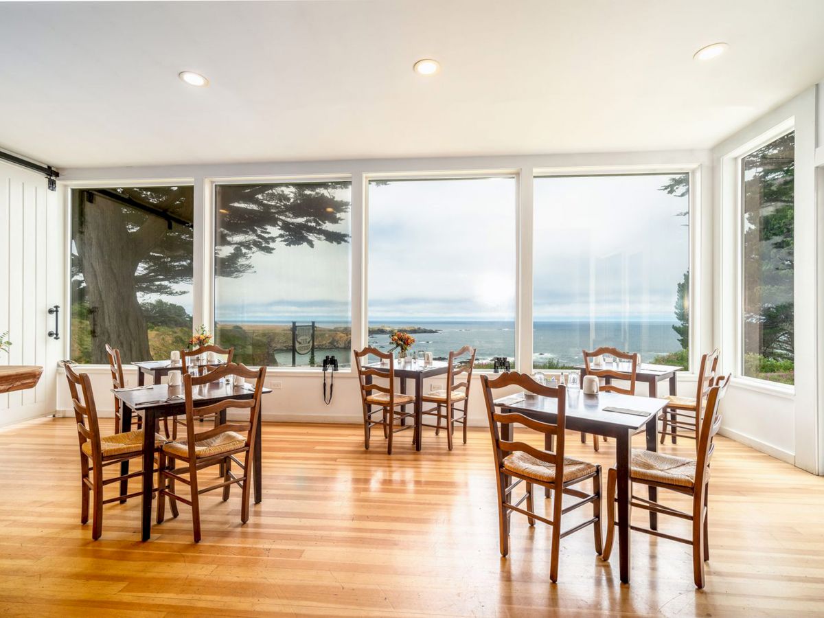 Agate Cove Inn