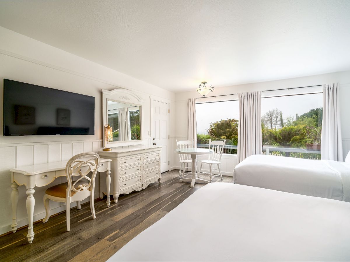 Agate Cove Inn