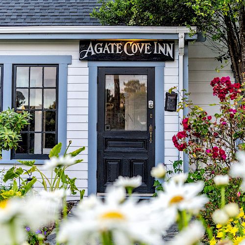 Agate Cove Inn